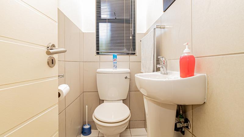 2 Bedroom Property for Sale in Jackal Creek Golf Estate Gauteng