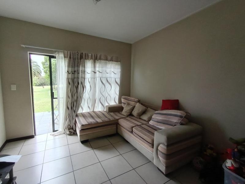 1 Bedroom Property for Sale in Jackal Creek Golf Estate Gauteng