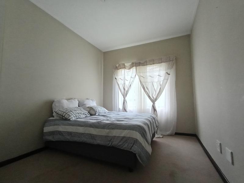 1 Bedroom Property for Sale in Jackal Creek Golf Estate Gauteng