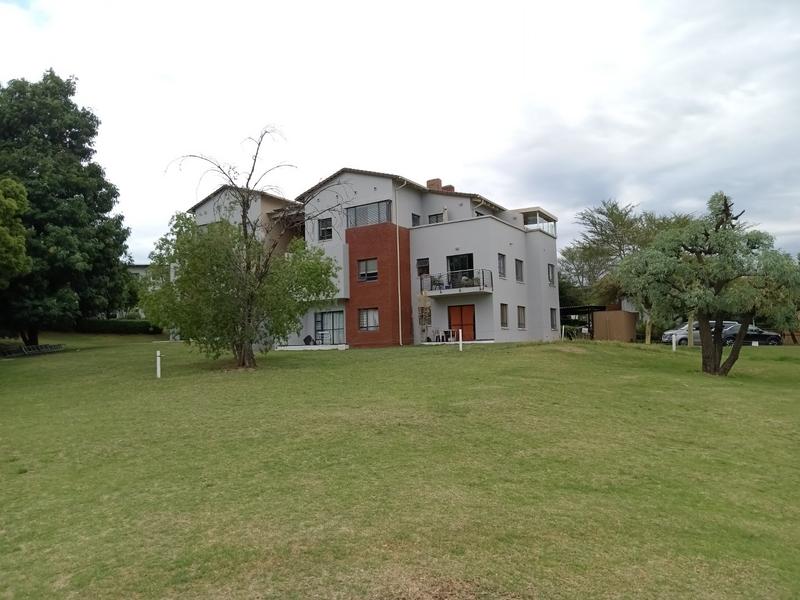 1 Bedroom Property for Sale in Jackal Creek Golf Estate Gauteng