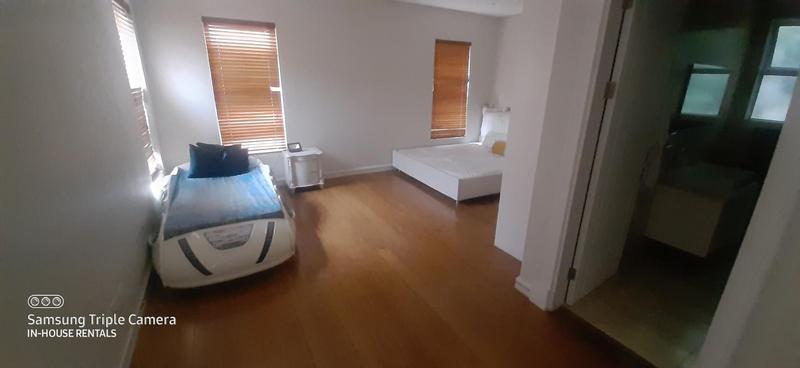To Let 4 Bedroom Property for Rent in Birdhaven Gauteng