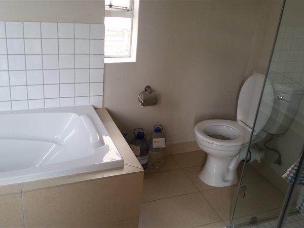 To Let 3 Bedroom Property for Rent in Hyde Park Gauteng