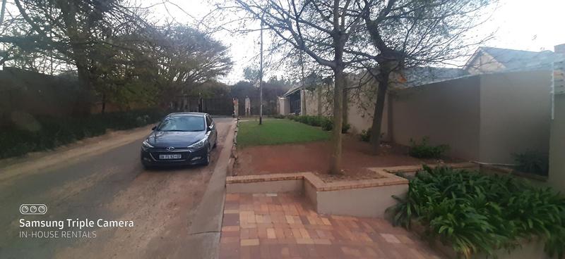 To Let 2 Bedroom Property for Rent in Inanda Gauteng