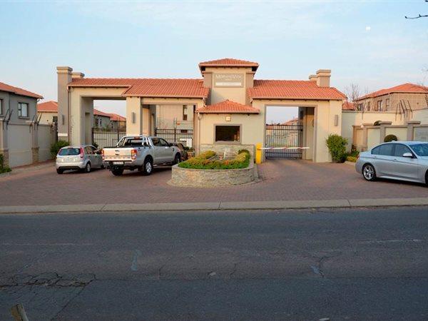 To Let 3 Bedroom Property for Rent in Morningside Gauteng