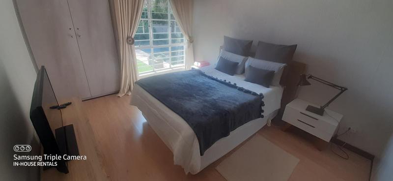 To Let 3 Bedroom Property for Rent in Sandhurst Gauteng