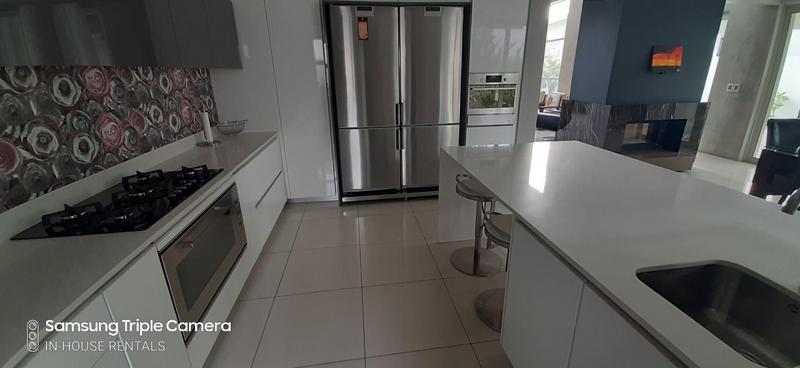 To Let 5 Bedroom Property for Rent in Sandown Gauteng