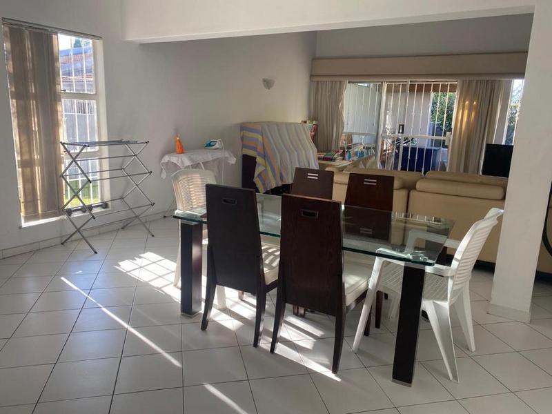 To Let 3 Bedroom Property for Rent in Sandown Gauteng