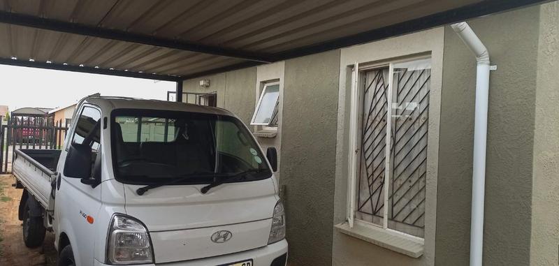 2 Bedroom Property for Sale in Windmill Park Gauteng