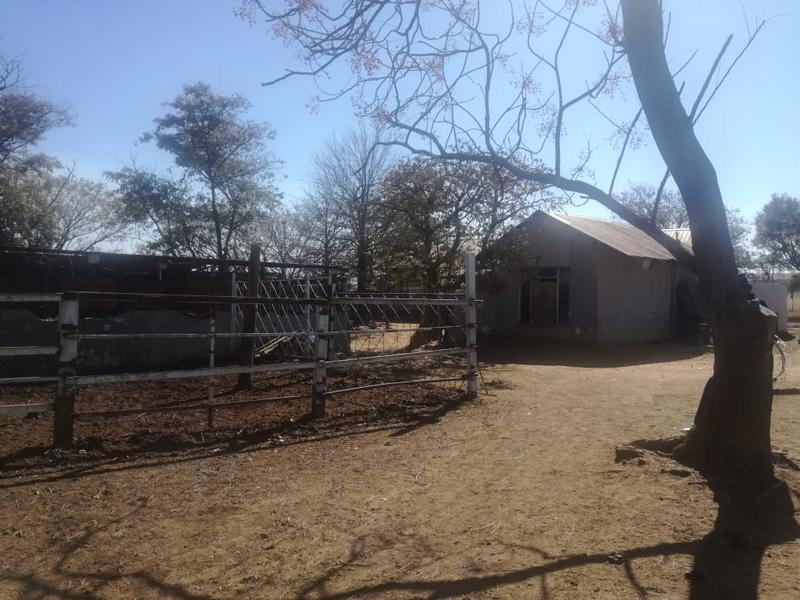 5 Bedroom Property for Sale in Poortjie Gauteng