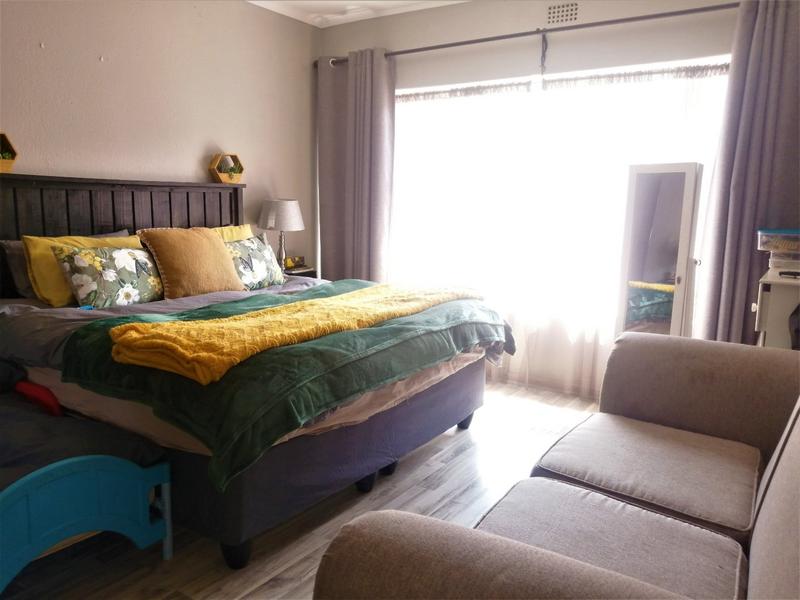 3 Bedroom Property for Sale in Roodekrans Gauteng