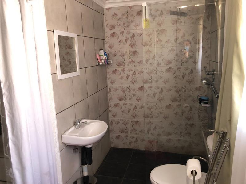3 Bedroom Property for Sale in Discovery Gauteng