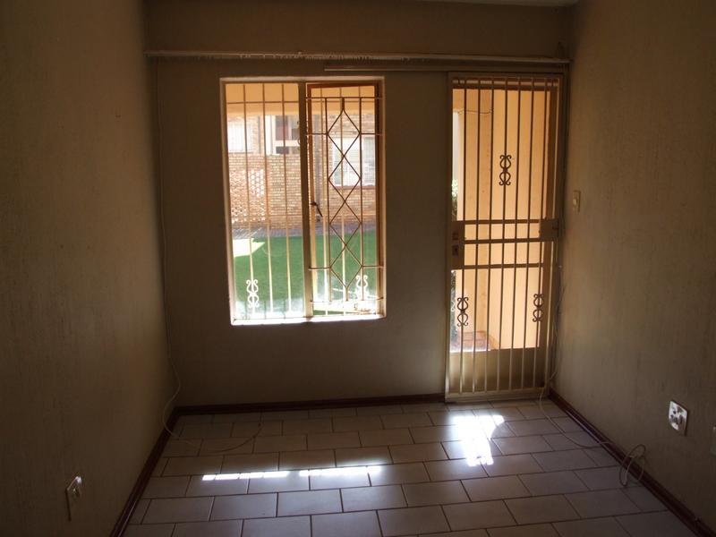 1 Bedroom Property for Sale in Horison Gauteng