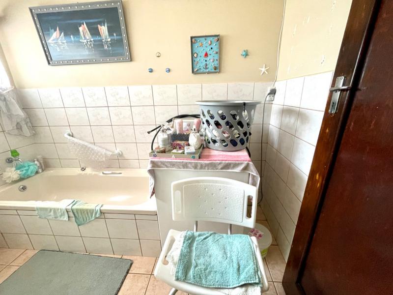 3 Bedroom Property for Sale in Kenmare Gauteng