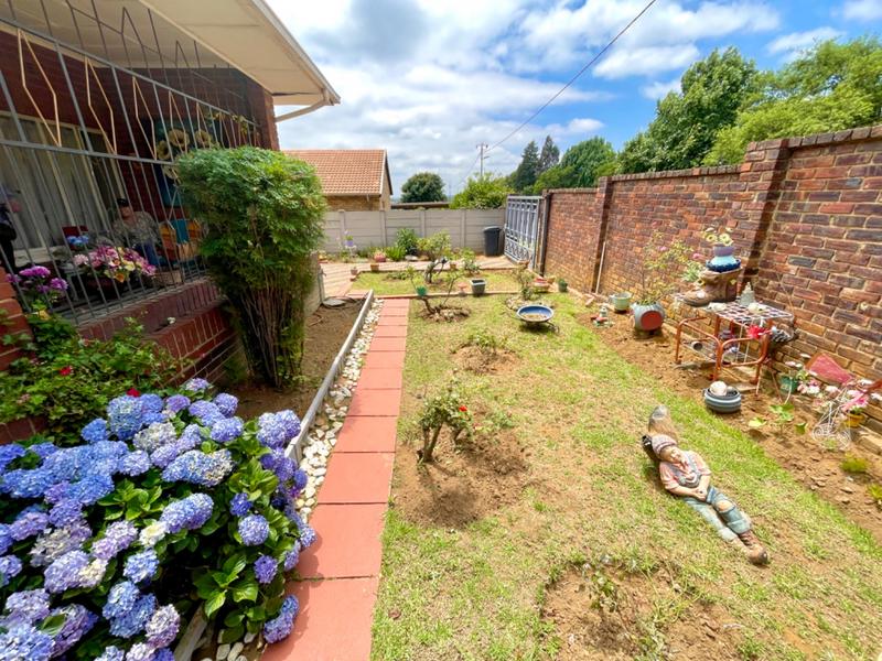 3 Bedroom Property for Sale in Kenmare Gauteng