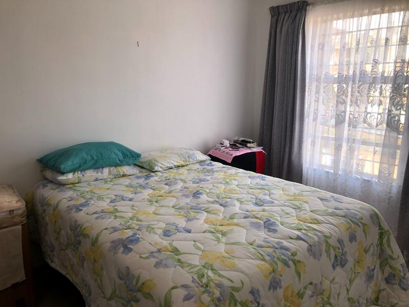 2 Bedroom Property for Sale in Florida Lake Gauteng