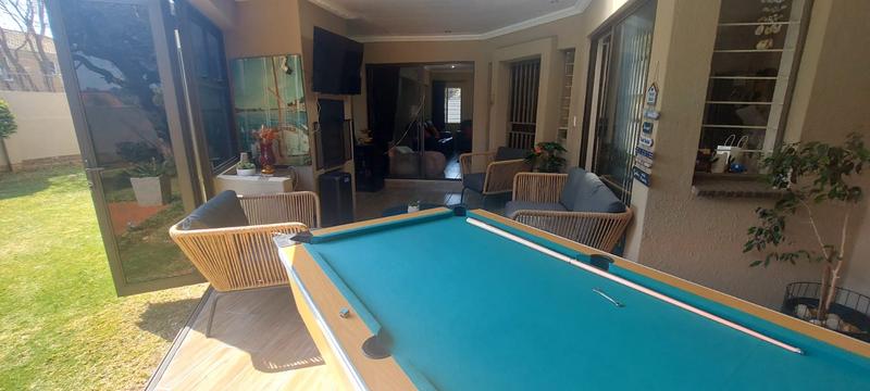 3 Bedroom Property for Sale in Weltevreden Park Gauteng