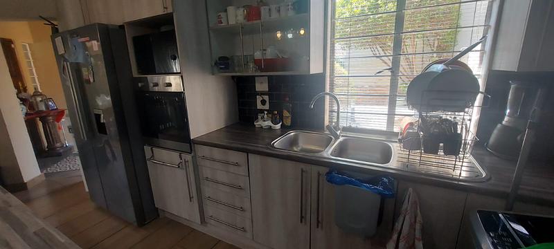 3 Bedroom Property for Sale in Weltevreden Park Gauteng