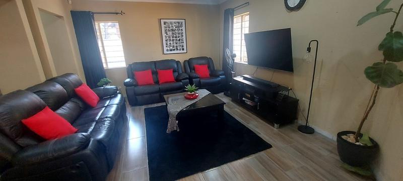 3 Bedroom Property for Sale in Weltevreden Park Gauteng