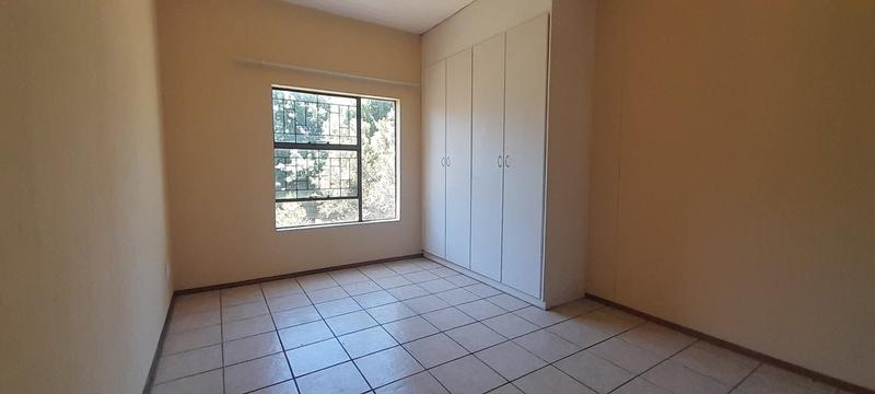 2 Bedroom Property for Sale in Weltevreden Park Gauteng