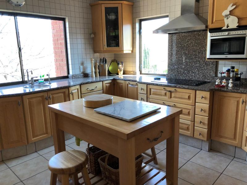 4 Bedroom Property for Sale in Ruimsig Country Estate Gauteng