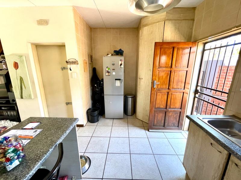 3 Bedroom Property for Sale in Sugar Bush Estate Gauteng