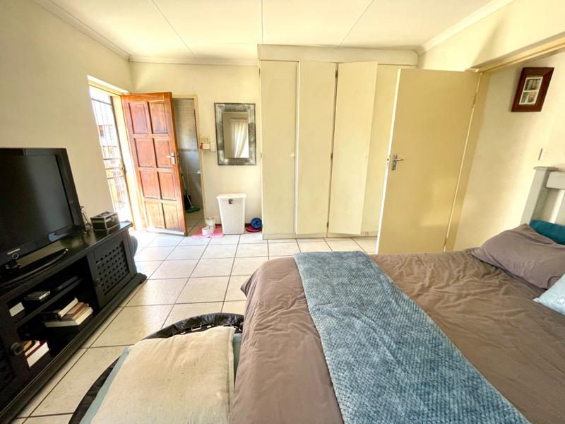 3 Bedroom Property for Sale in Sugar Bush Estate Gauteng