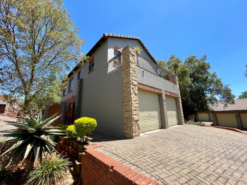 3 Bedroom Property for Sale in Sugar Bush Estate Gauteng