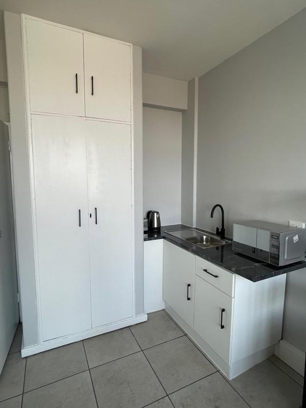 1 Bedroom Property for Sale in Edenvale Gauteng