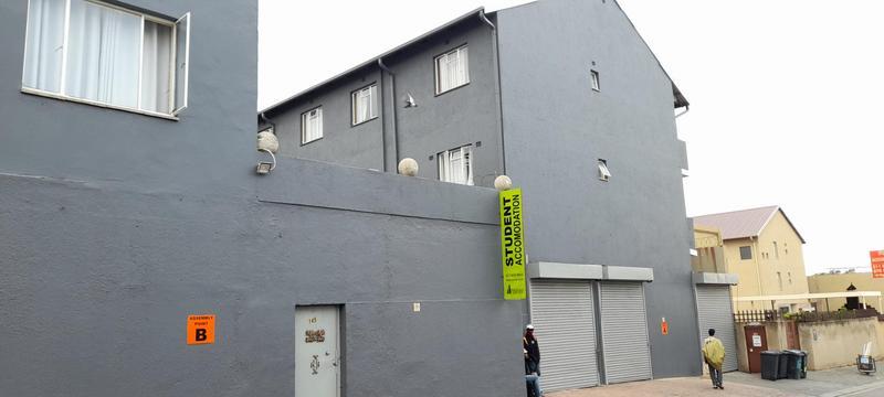 To Let 63 Bedroom Property for Rent in Brixton Gauteng