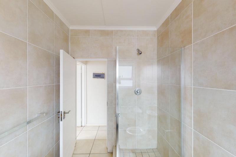 2 Bedroom Property for Sale in Oakdene Gauteng