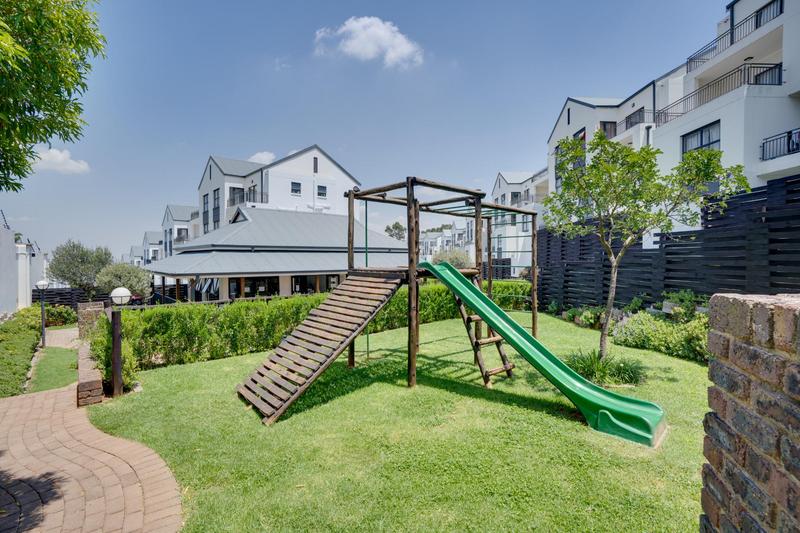 2 Bedroom Property for Sale in Oakdene Gauteng