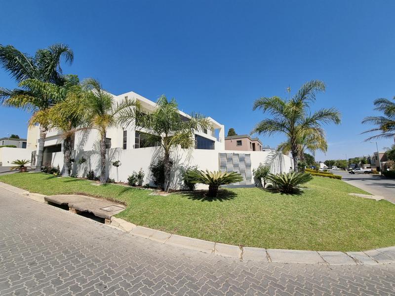 7 Bedroom Property for Sale in Kyalami Gauteng