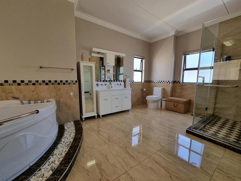 7 Bedroom Property for Sale in Kyalami Gauteng