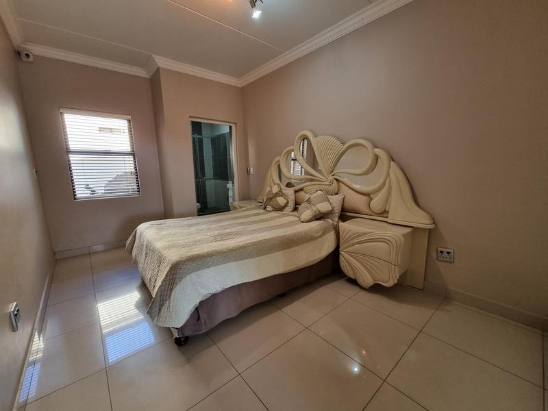 7 Bedroom Property for Sale in Kyalami Gauteng
