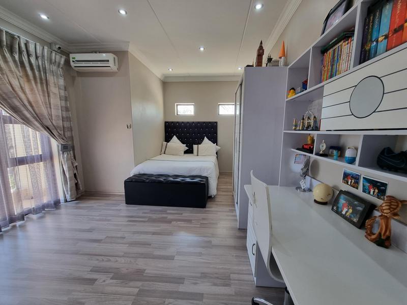 7 Bedroom Property for Sale in Kyalami Gauteng