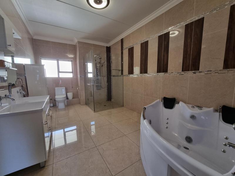 7 Bedroom Property for Sale in Kyalami Gauteng
