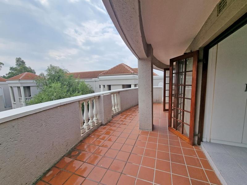 2 Bedroom Property for Sale in Sandton Central Gauteng