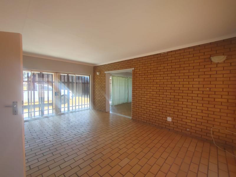 Commercial Property for Sale in Buyscelia Gauteng