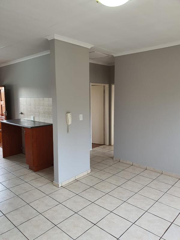 2 Bedroom Property for Sale in Kookrus Gauteng