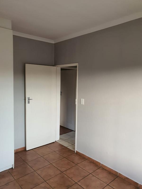 2 Bedroom Property for Sale in Kookrus Gauteng