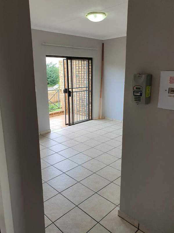 2 Bedroom Property for Sale in Kookrus Gauteng