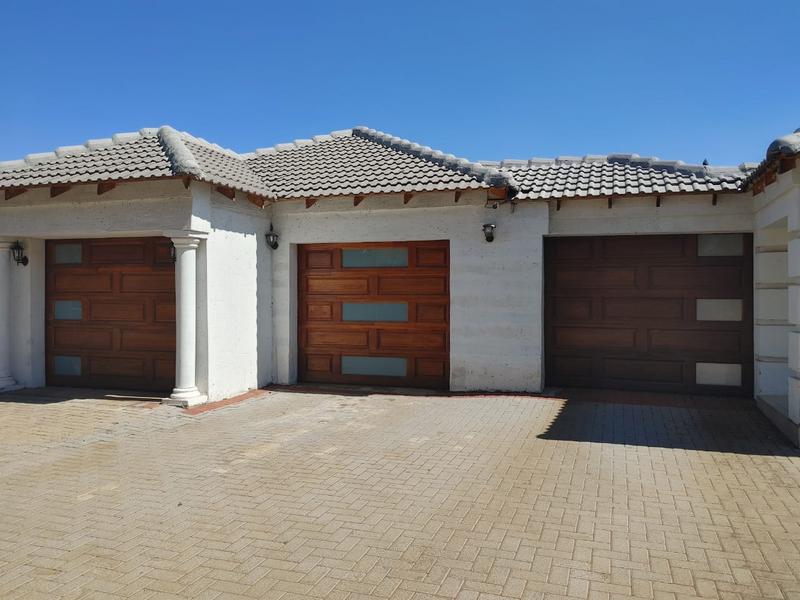 3 Bedroom Property for Sale in Kookrus Gauteng