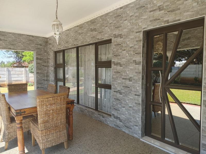 3 Bedroom Property for Sale in Kookrus Gauteng