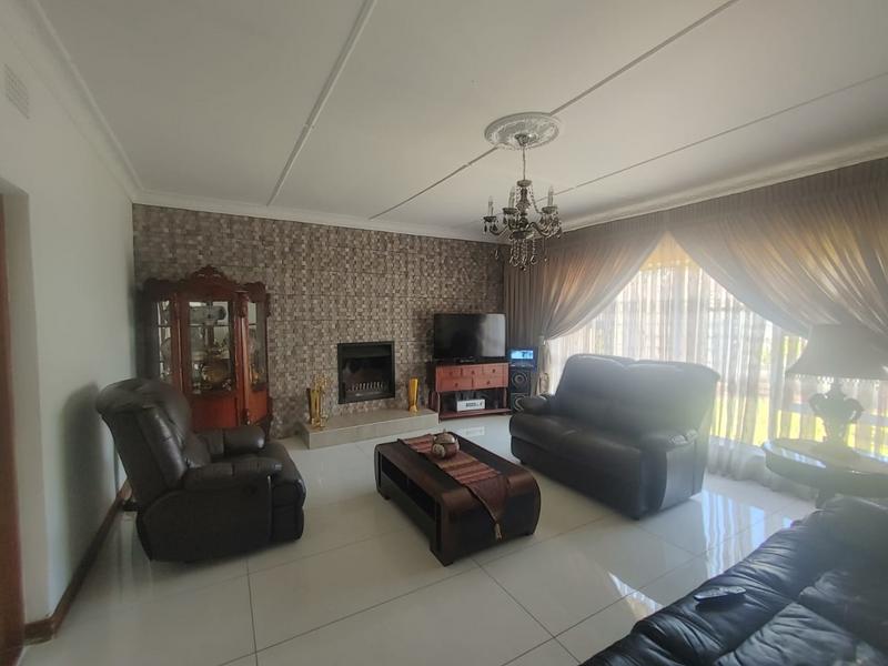 3 Bedroom Property for Sale in Kookrus Gauteng