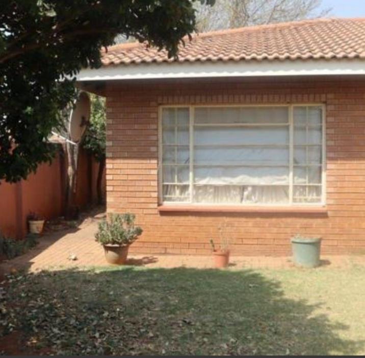 3 Bedroom Property for Sale in Kookrus Gauteng
