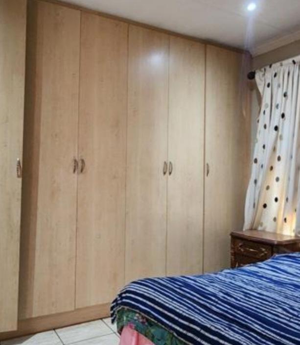 3 Bedroom Property for Sale in Kookrus Gauteng
