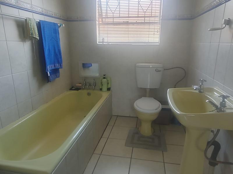 3 Bedroom Property for Sale in Kookrus Gauteng