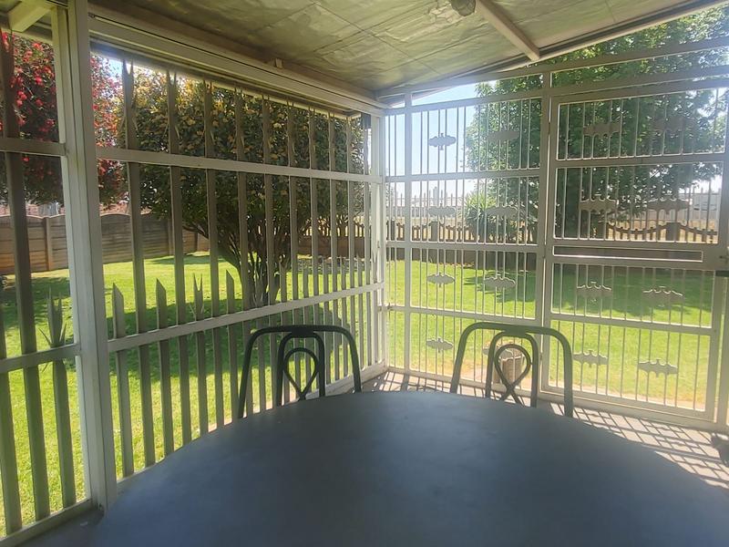 3 Bedroom Property for Sale in Kookrus Gauteng