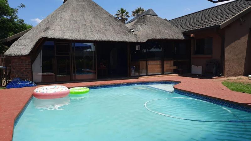 3 Bedroom Property for Sale in Three Rivers Gauteng