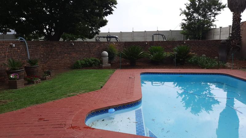 3 Bedroom Property for Sale in Three Rivers Gauteng